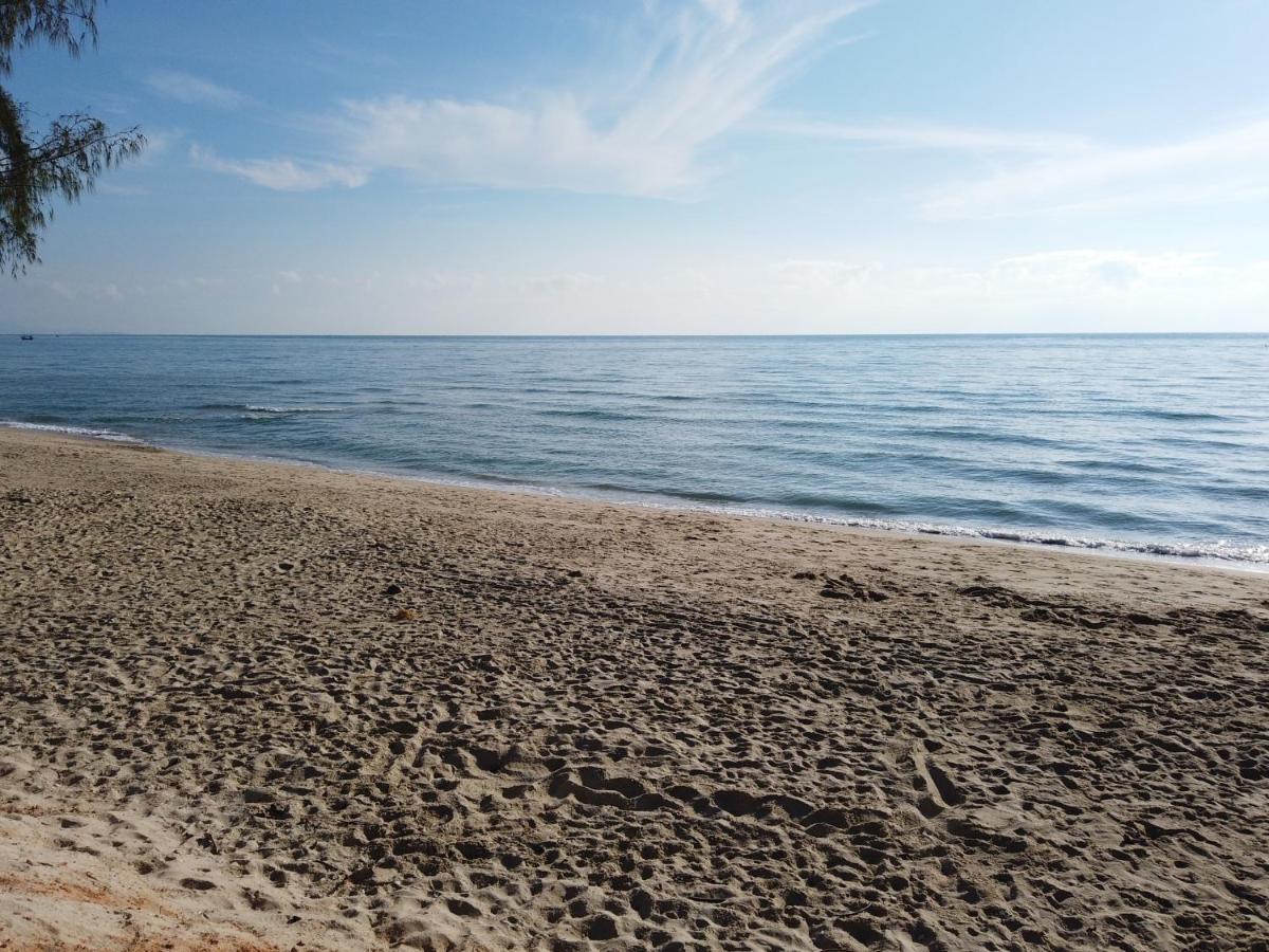 Chula Beach Resort Khanom Ngoại thất bức ảnh
